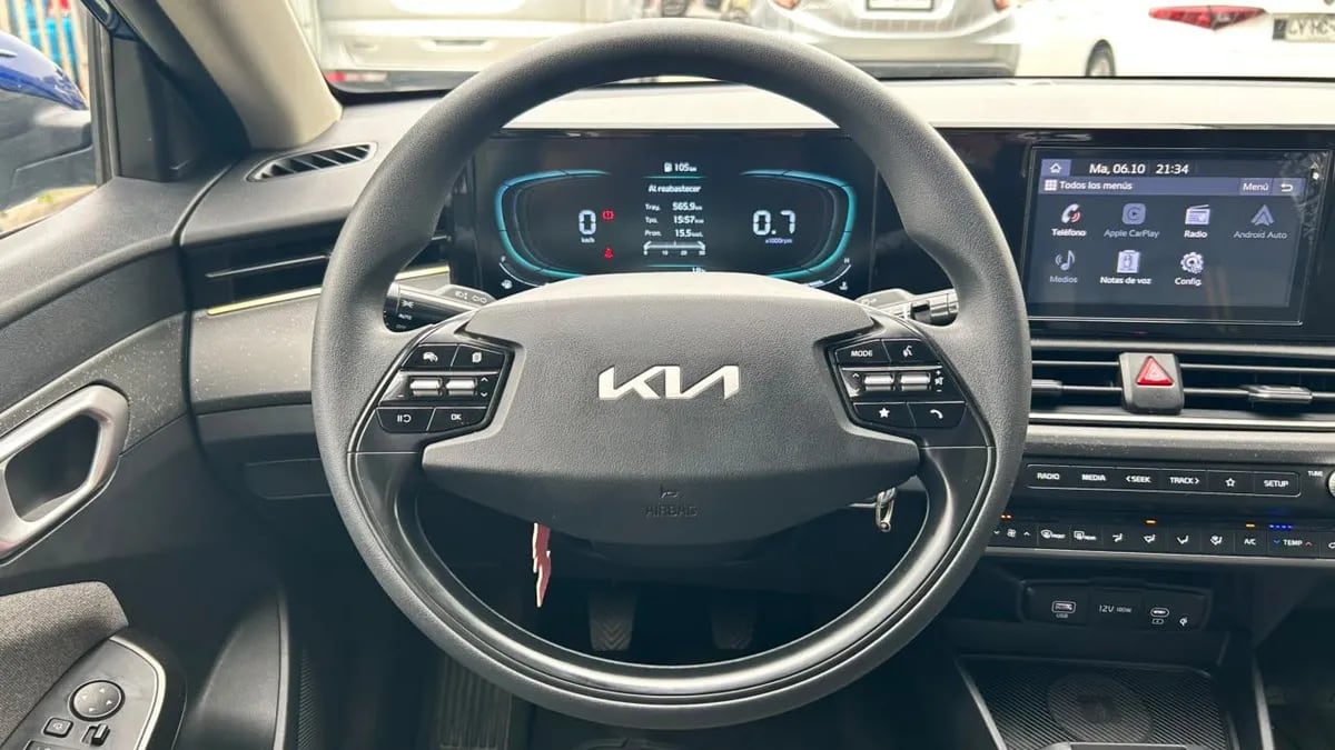 Kia K3 1.6 Ex 4x2 Mt 4p año 2025