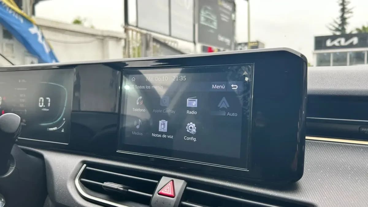 Kia K3 1.6 Ex 4x2 Mt 4p año 2025