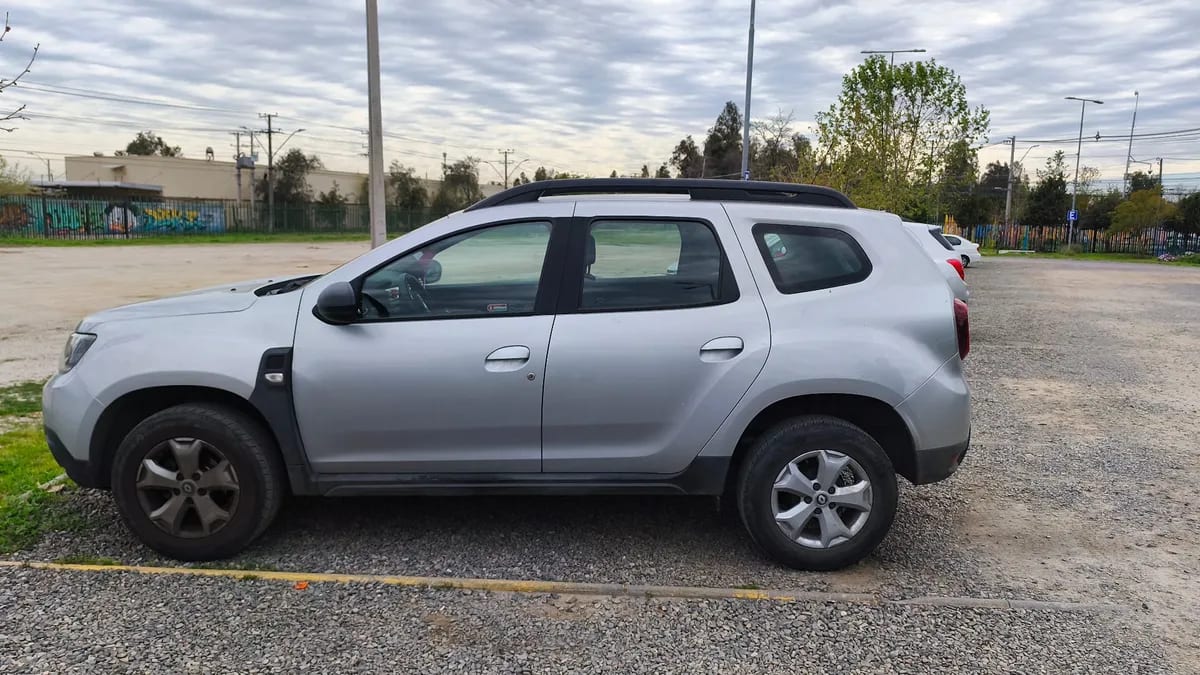 RENAULT DUSTER 1.6 Zen Mt año 2022