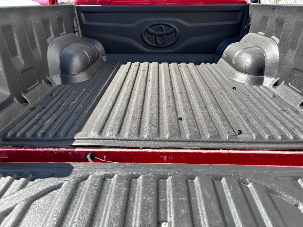 Toyota Hilux Dc 4x4 2.4 D Dx Mt año 2024
