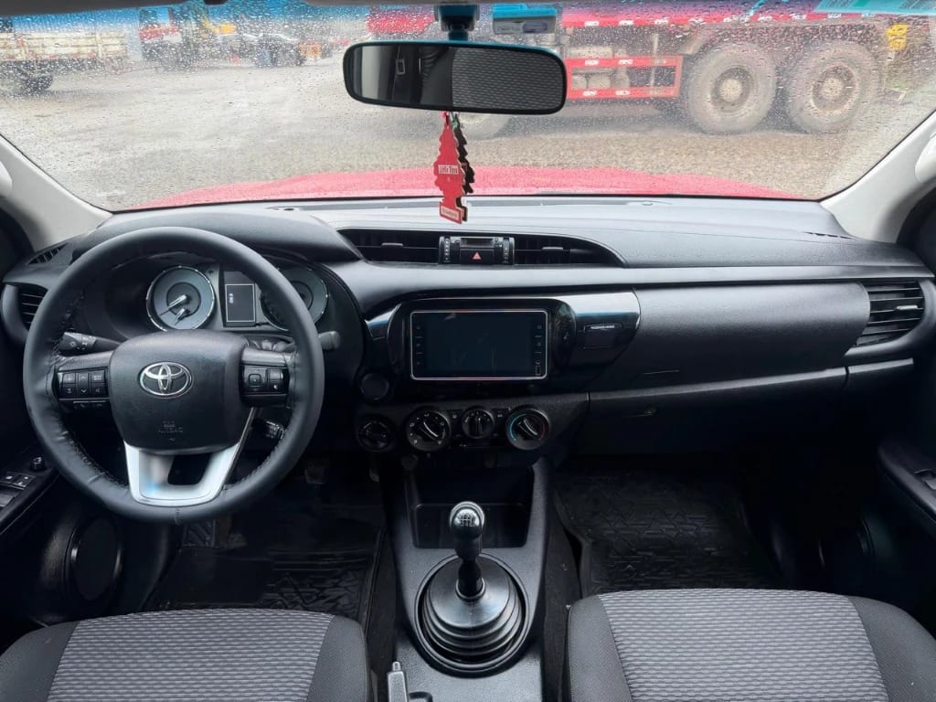 Toyota Hilux Hilux Dc 4x4 2.4 D Dx Mt año 2024