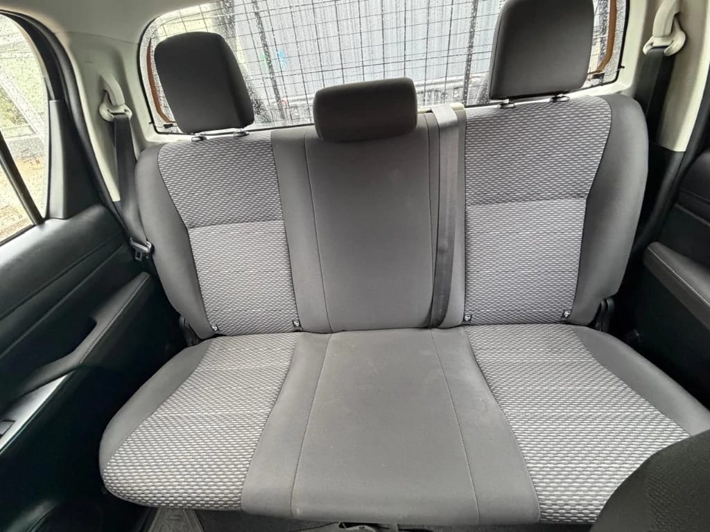 Toyota Hilux Hilux Dc 4x4 2.4 D Dx Mt año 2024
