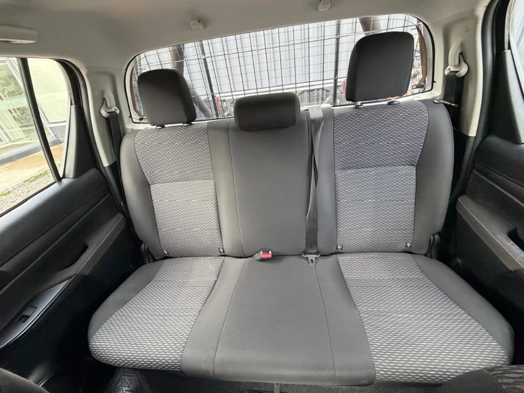 Toyota Hilux Hilux Dc 4x4 2.4 D Dx Mt año 2024
