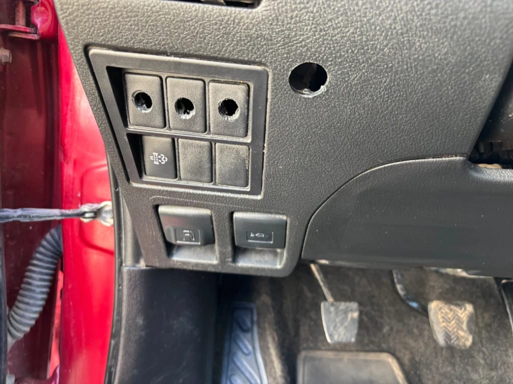Toyota Hilux Dc 4x4 2.4 D Dx Mt año 2024