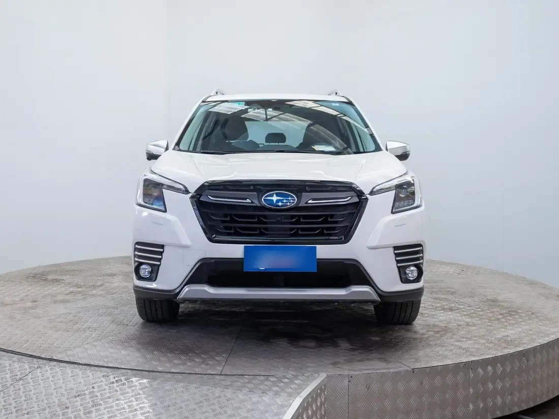 Subaru Forester 2.5 Awd Limited Eyesight Gardx At 4x4 año 2024