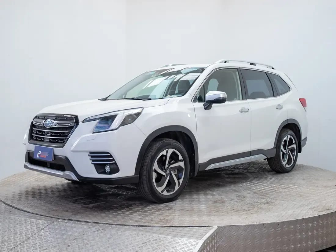 Subaru Forester 2.5 Awd Limited Eyesight Gardx At 4x4 año 2024