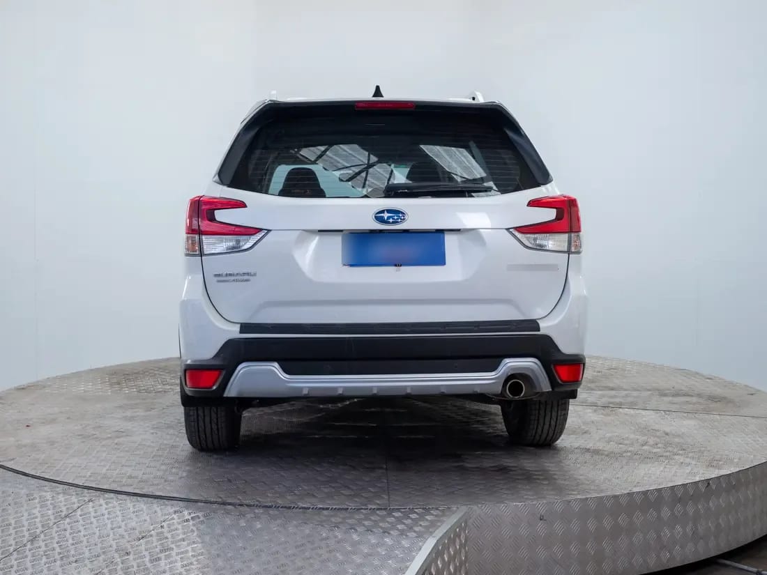 Subaru Forester 2.5 Awd Limited Eyesight Gardx At 4x4 año 2024