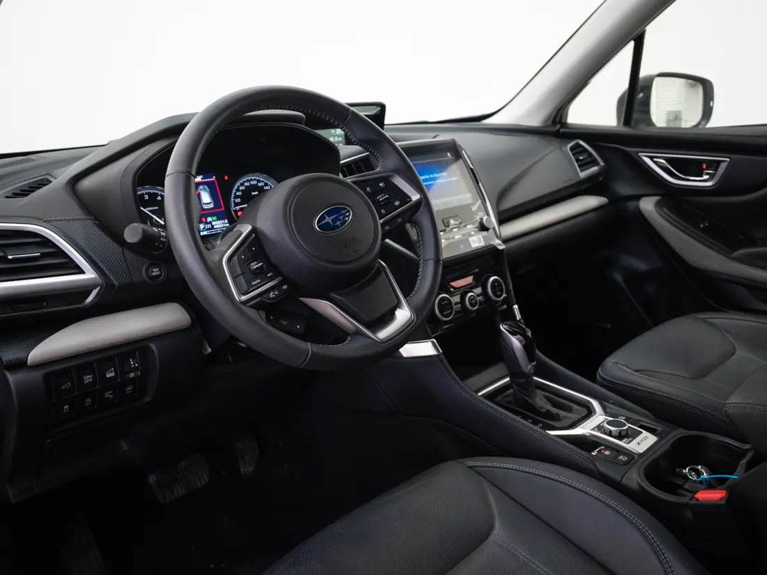 Subaru Forester 2.5 Awd Limited Eyesight Gardx At 4x4 año 2024