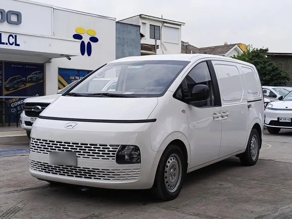 Hyundai Staria 2.2 Furgón año 2023