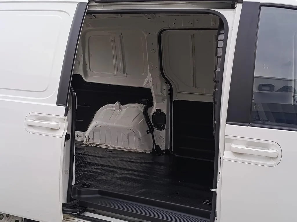 Hyundai Staria 2.2 Furgón año 2023