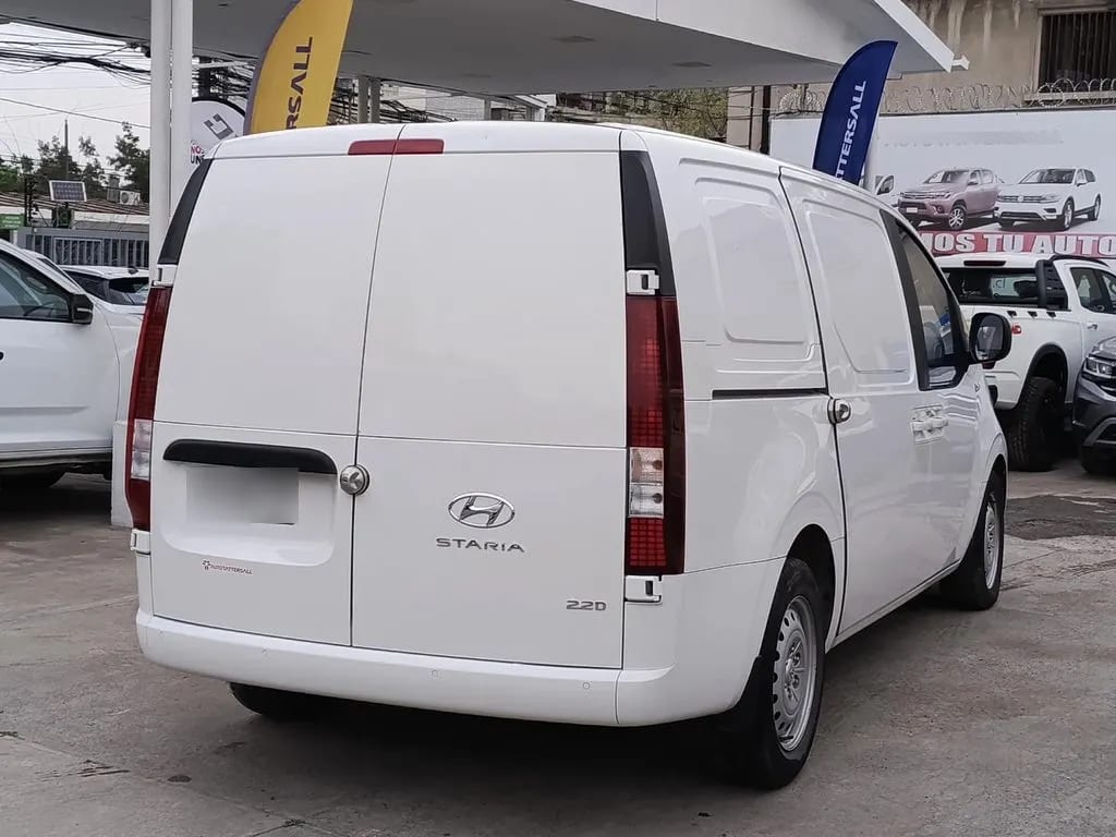 Hyundai Staria 2.2 Furgón año 2023