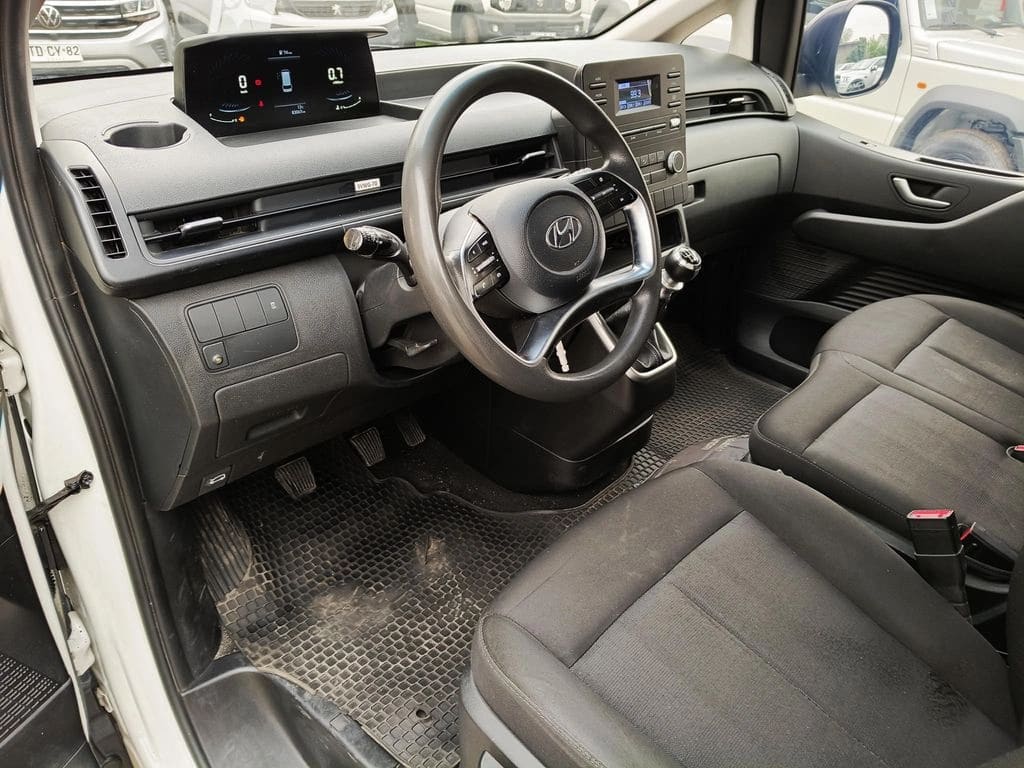 Hyundai Staria 2.2 Furgón año 2023