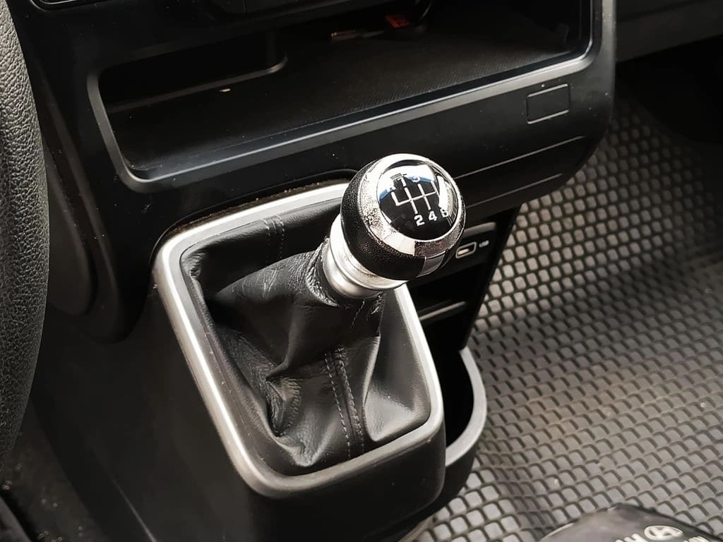 Hyundai Staria 2.2 Furgón año 2023