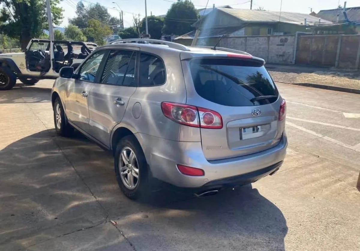 HYUNDAI SANTA FE 2.2 Gls 4wd Crdi Mt Diesel año 2011