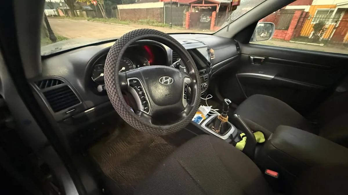 HYUNDAI SANTA FE 2.2 Gls 4wd Crdi Mt Diesel año 2011