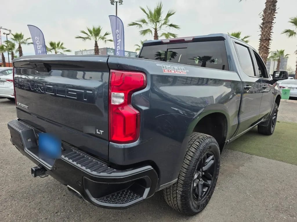 Chevrolet Silverado 5.3 Cc Lt Trailboss Z71 At 4x4 año 2021