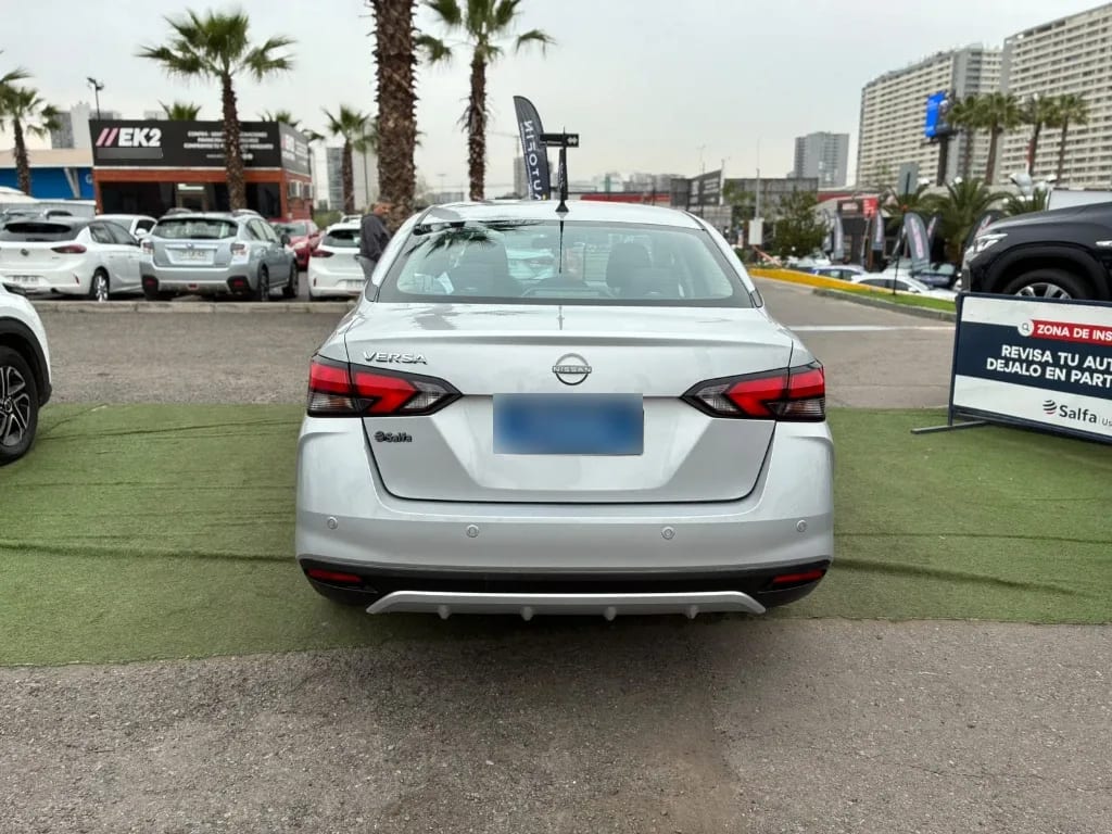 Nissan Versa 1.6 Sense 4x2 Mt 4p año 2025