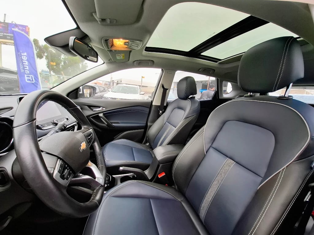 Chevrolet Tracker 1.2t Premier Fwd At 5p año 2022