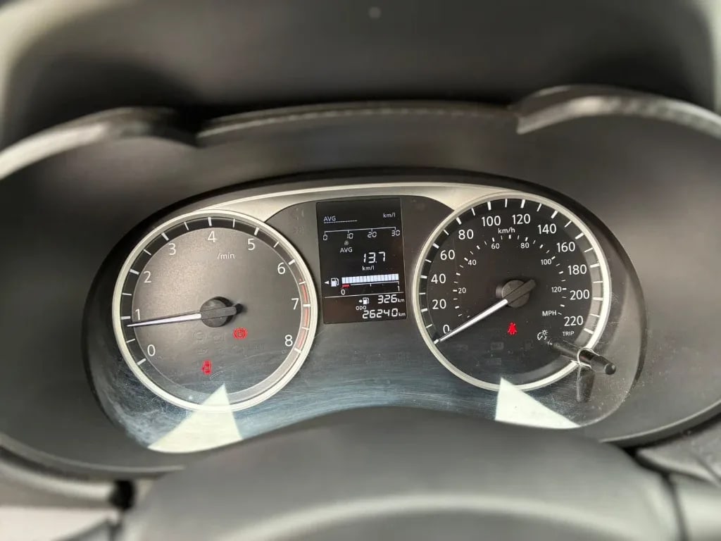 Nissan Versa 1.6 Sense 4x2 Mt 4p año 2025