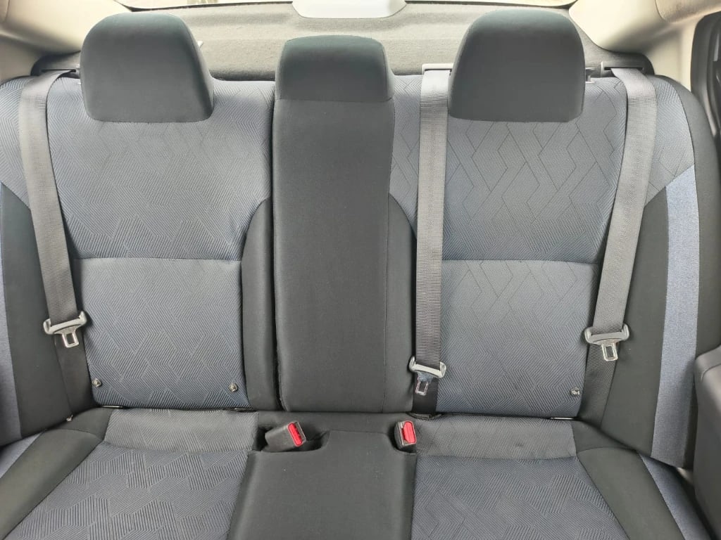 Nissan Versa 1.6 Advance 4x2 Mt 4p año 2024