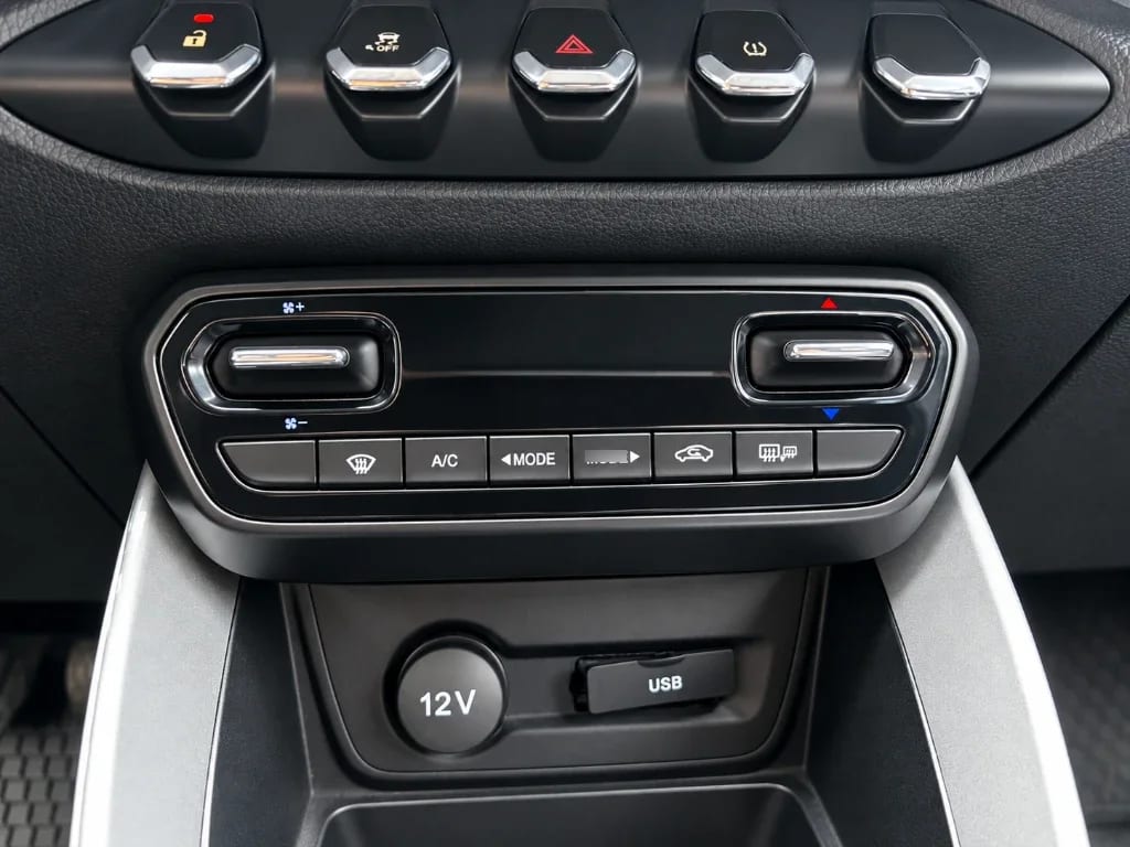 Chevrolet Groove 1.5 Ltz P 4x2 Mt 5p año 2024