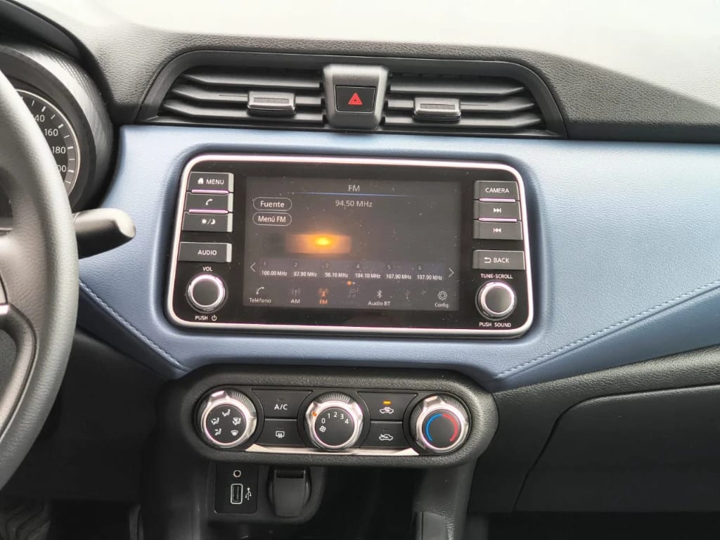 Nissan Versa 1.6 Advance 4x2 Mt 4p año 2024
