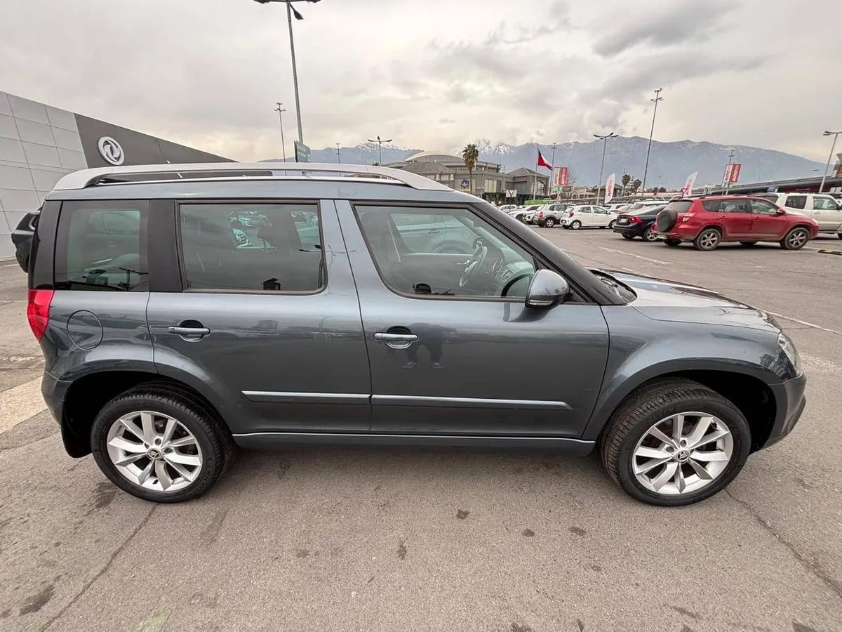 SKODA YETI 1.2 Tsi Fl Elegance Dsg7 At año 2015