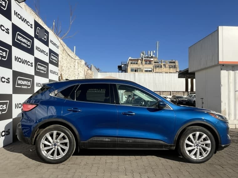 Ford Escape 2.5 Titanium Hev At 4x4 Hibrido año 2023