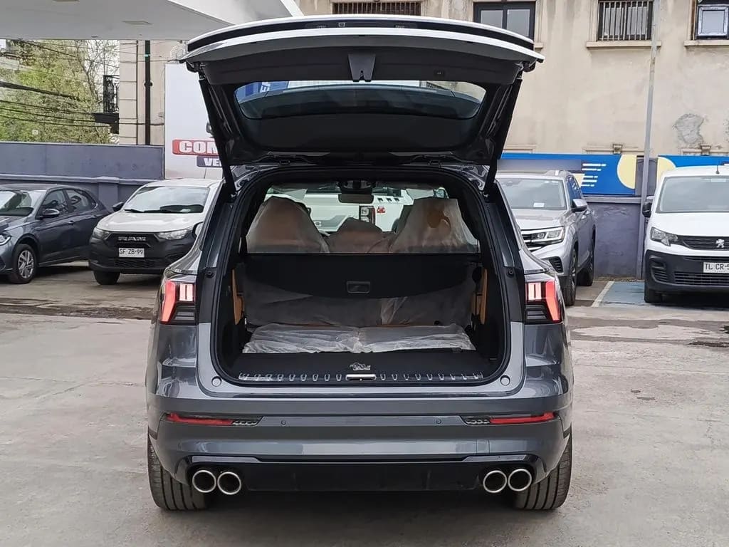 Lynk&Co 09 Halo año 2027