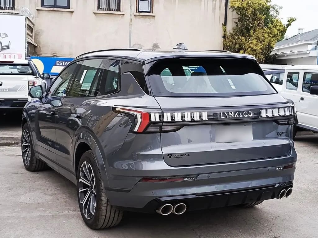 Lynk&Co 09 Halo año 2027