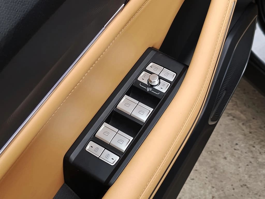 Lynk&Co 09 Halo año 2027