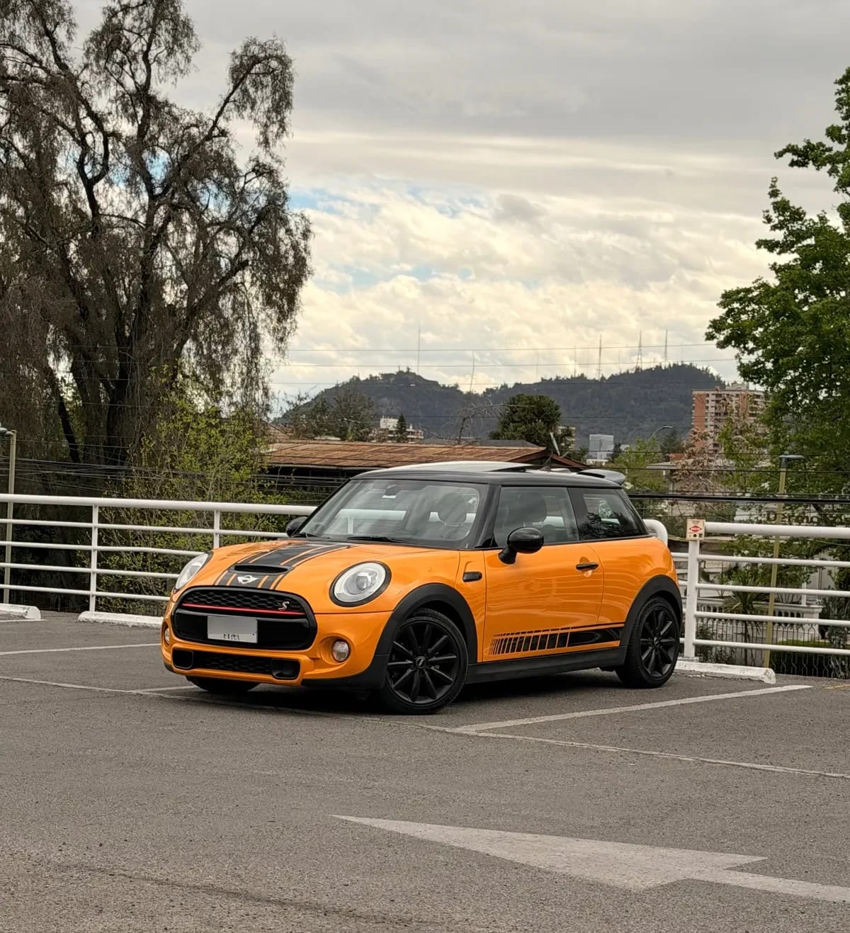 Mini F56 2.0 Cooper S Wired Ta At año 2015