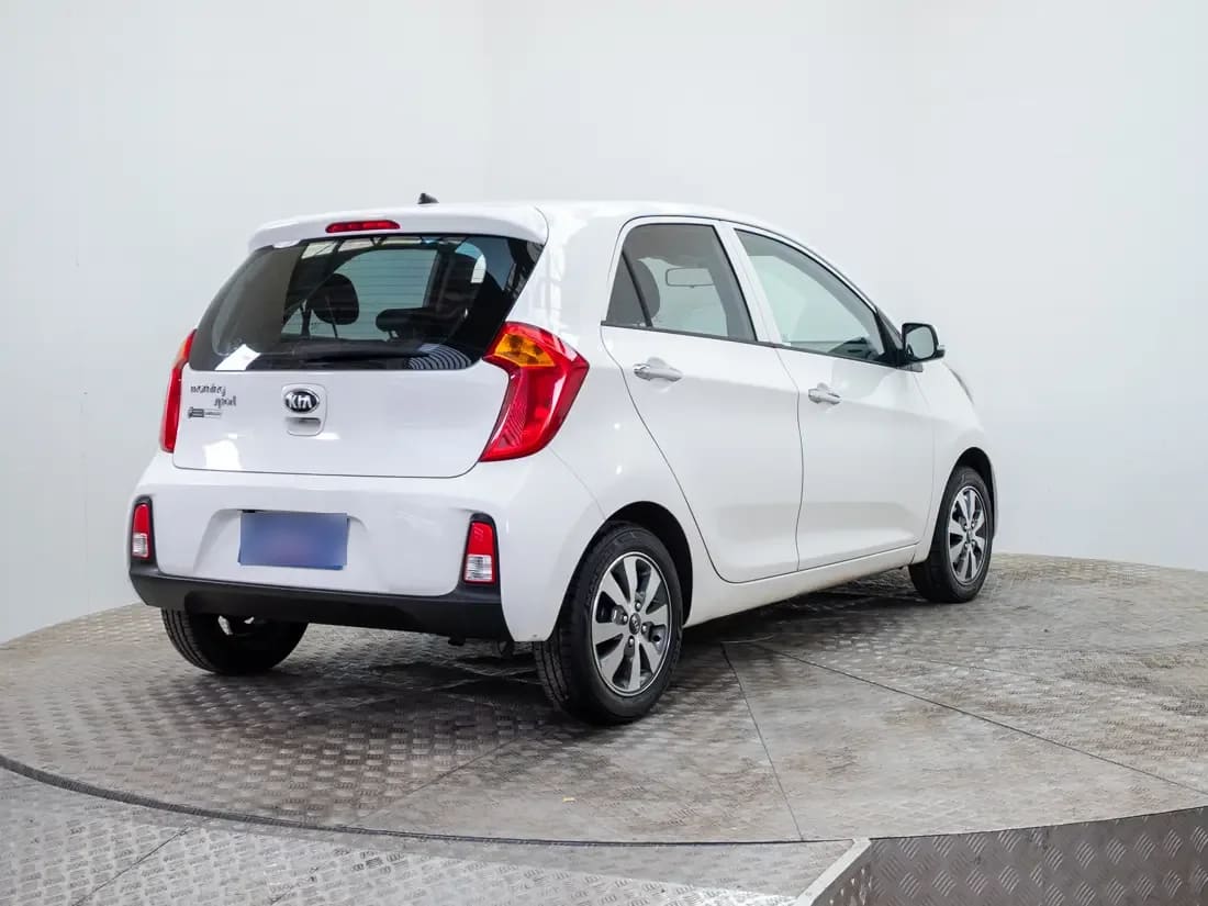 Kia Morning 1.2 Ex Sport 4x2 Hb Mt 5p año 2017