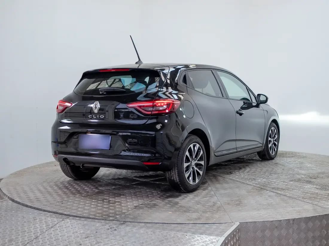Renault Clio Clio 1.0 Zen Mt año 2023