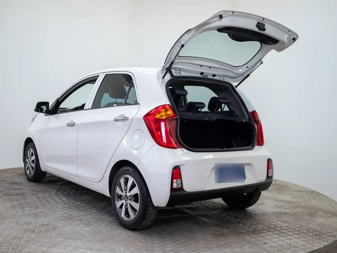 Kia Morning 1.2 Ex Sport 4x2 Hb Mt 5p año 2017