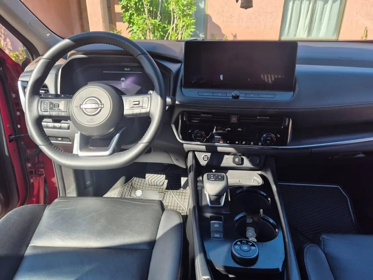 NISSAN X-TRAIL 2.5 Exclusive 3row At 4x4 año 2024