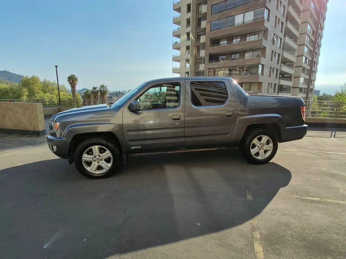 HONDA RIDGELINE 3.5 Rtl At 4x4 año 2013