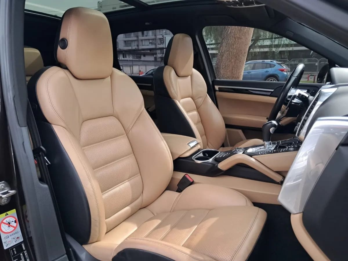 PORSCHE CAYENNE 3.6 V6 E2 Ii At 4x4 año 2016