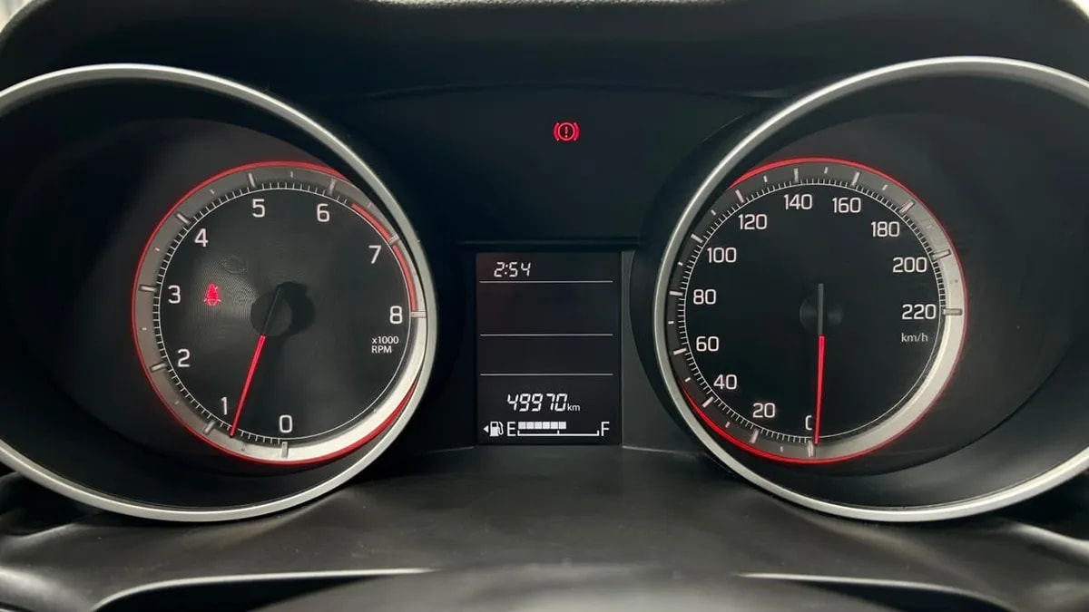 Suzuki Swift Gls 4x2 1.2 Mt Hb 5p año 2024