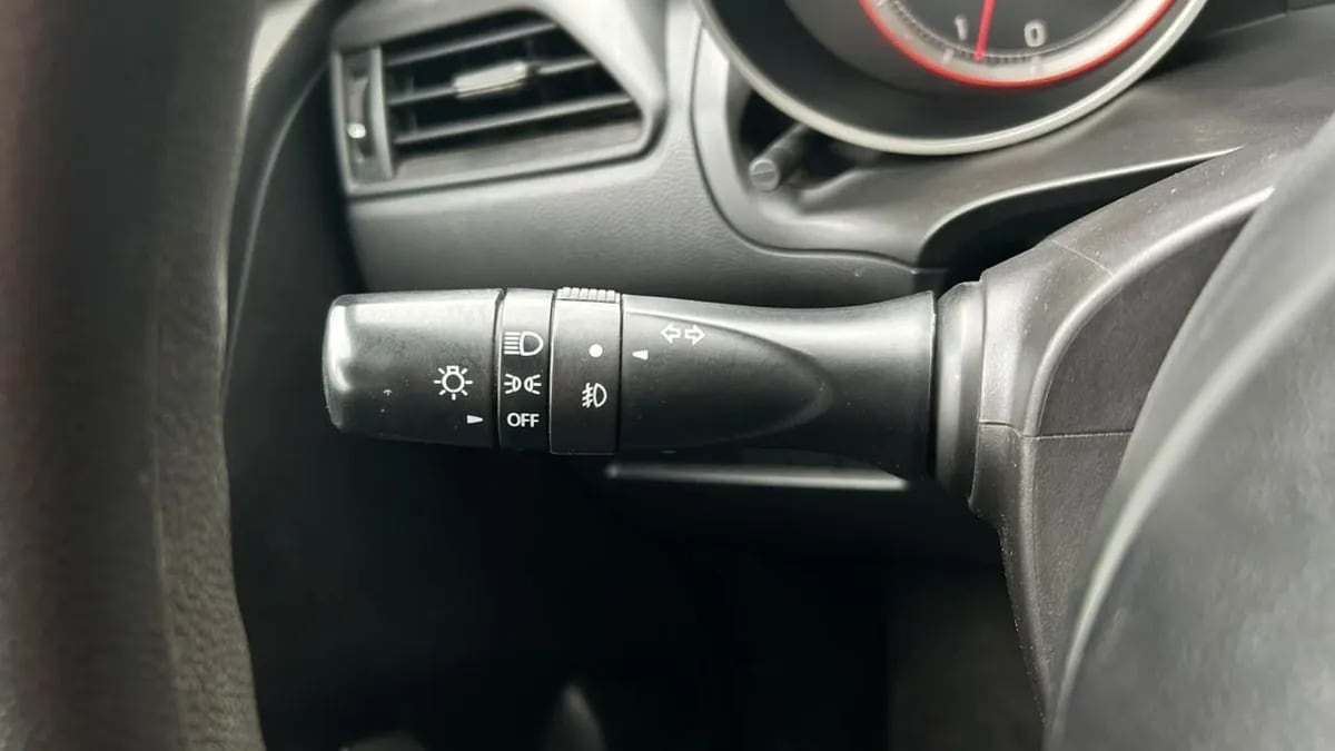 Suzuki Swift Gls 4x2 1.2 Mt Hb 5p año 2024