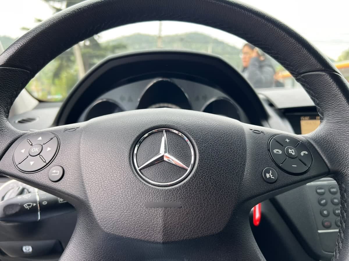 Mercedes-Benz C300 Avantgarde V6 año 2010