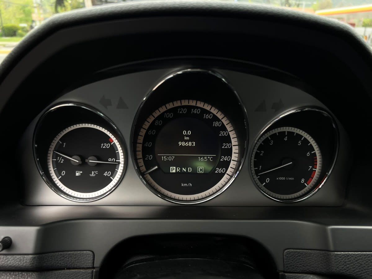 Mercedes-Benz C300 Avantgarde V6 año 2010