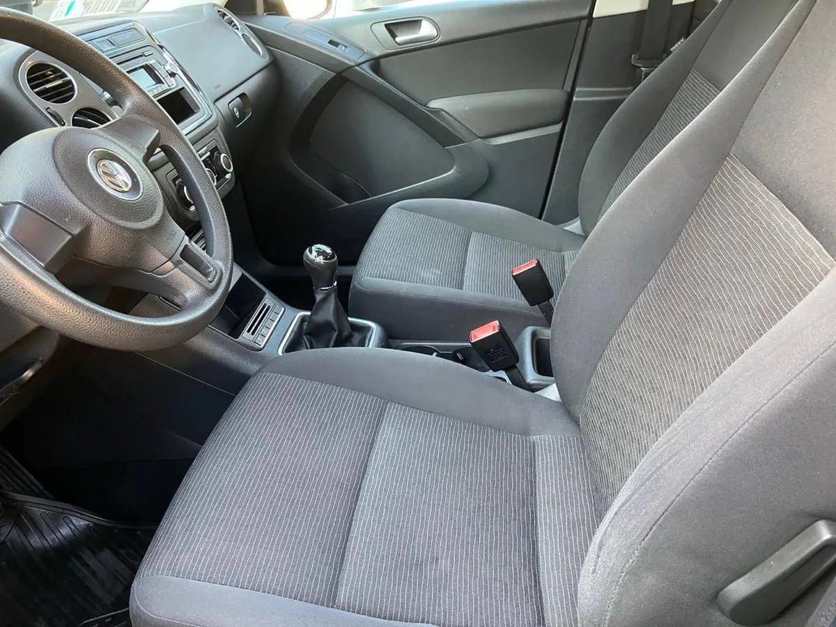 VOLKSWAGEN TIGUAN 1.4 Fl Comf. Tsi 4x2 Mt año 2015