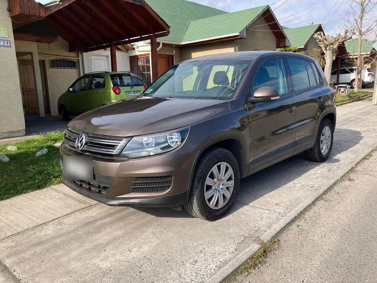 VOLKSWAGEN TIGUAN 1.4 Fl Comf. Tsi 4x2 Mt año 2015