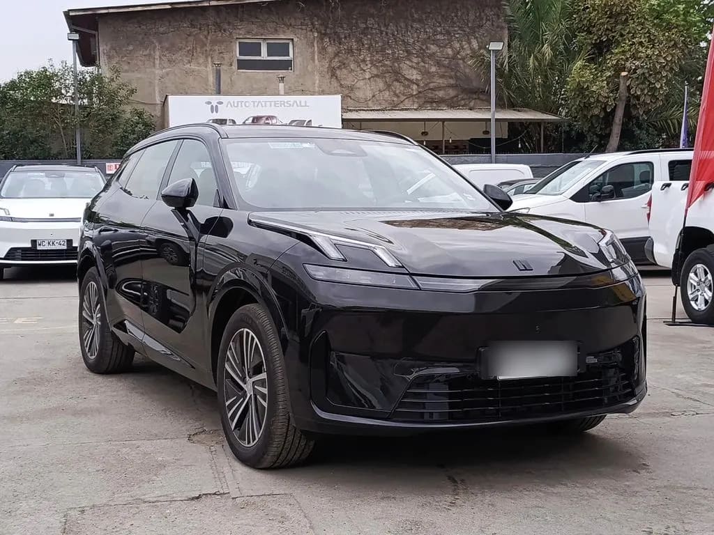 Lynk&Co 08 Phev Halo año 2027