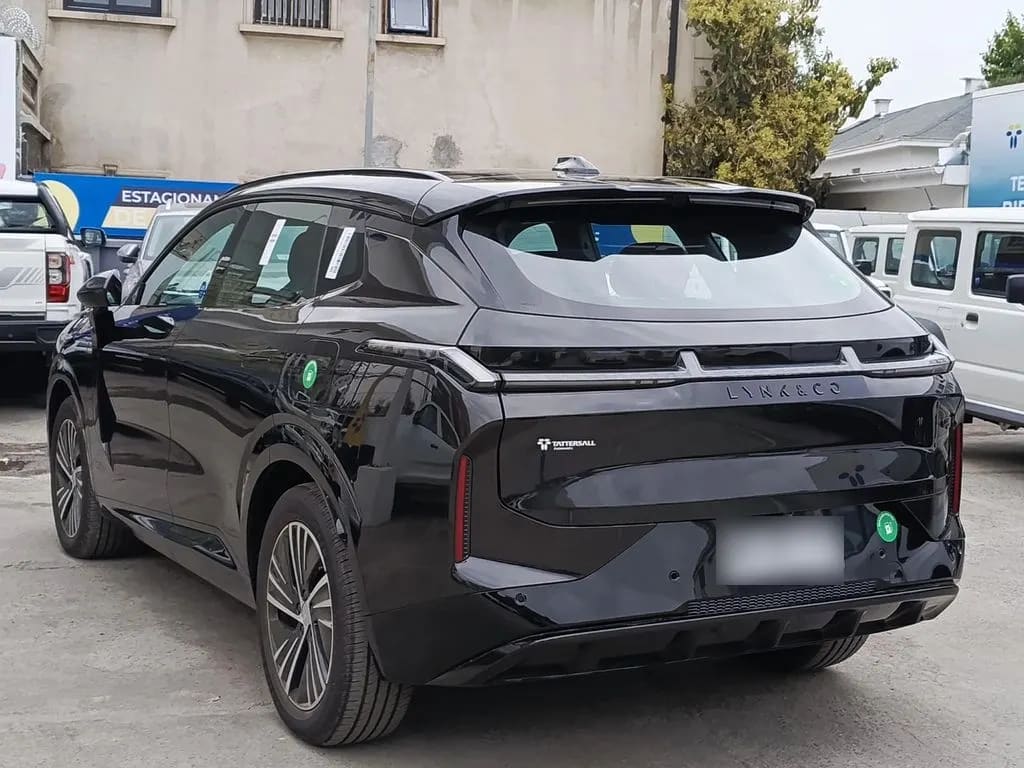 Lynk&Co 08 Phev Halo año 2027