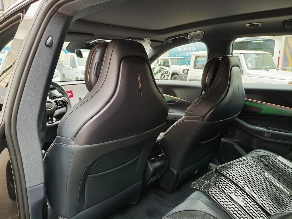 Lynk&Co 08 Phev Halo año 2027