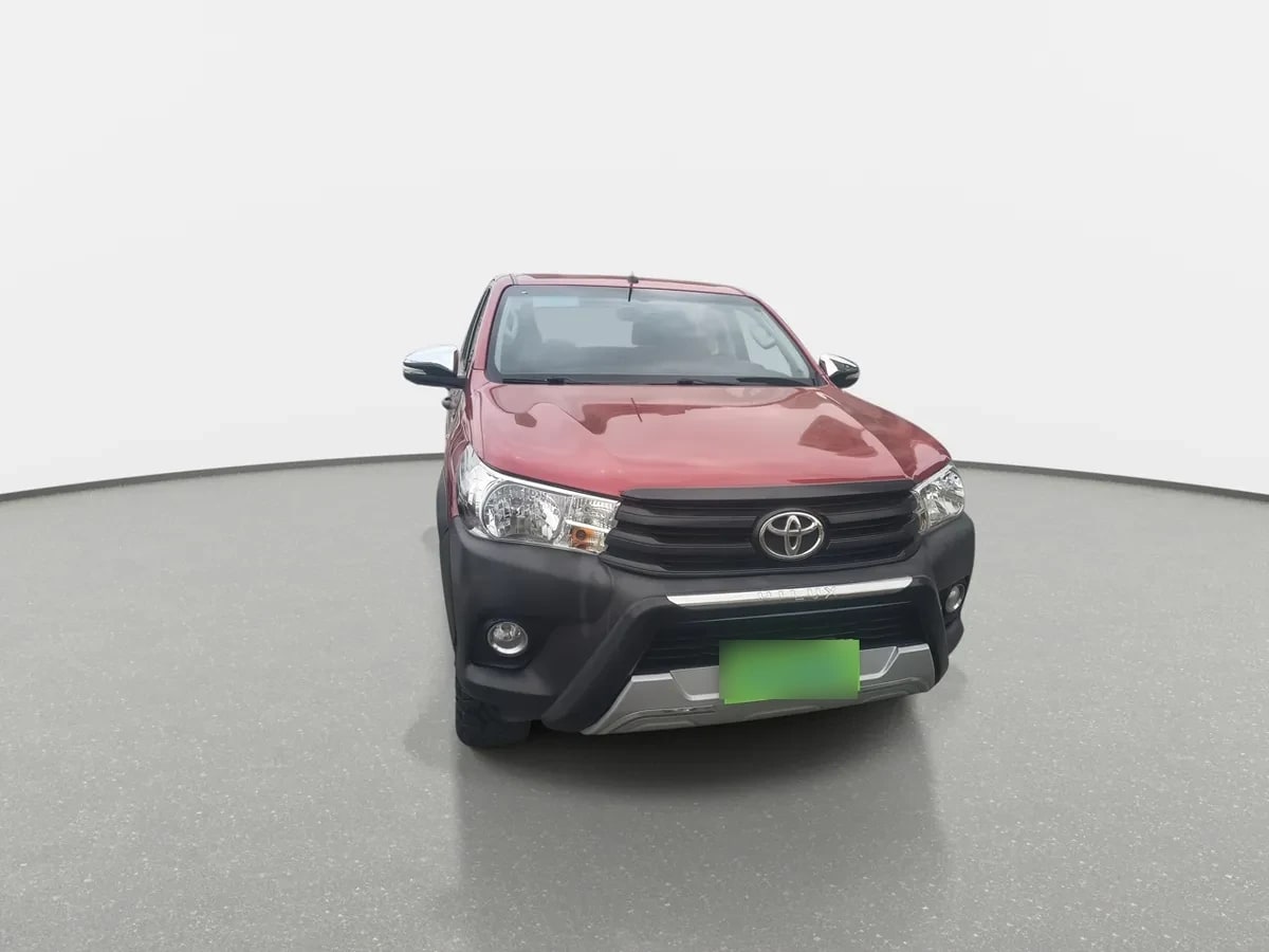 Toyota Hilux 2.4 Dx Diesel 4x4 Dob. Cab. 7ab Mt 4p año 2023