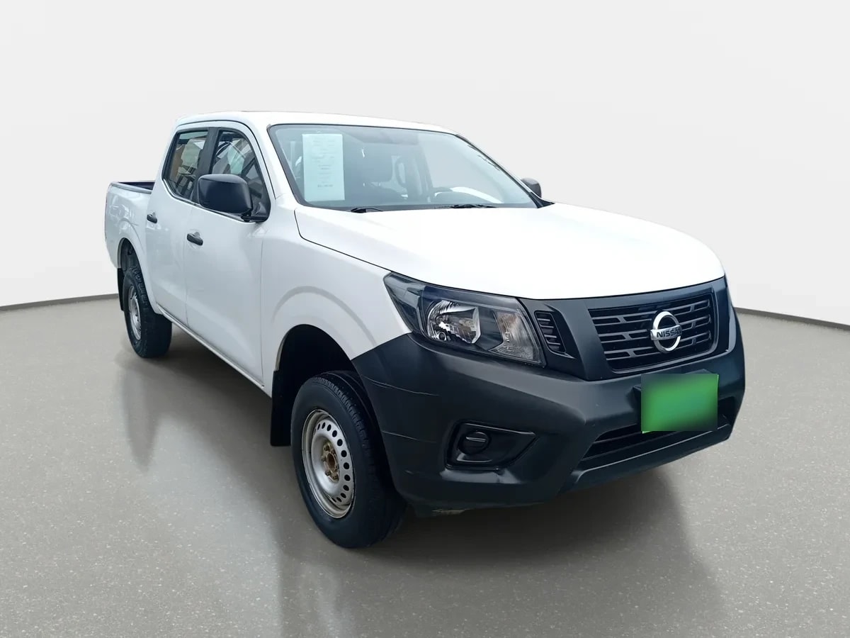 Nissan Np300 2.5 S 4x2 Dob. Cab. Mt 4p año 2018