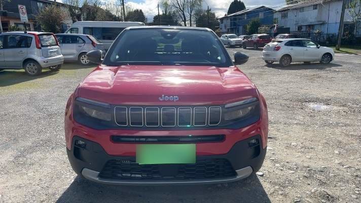 Jeep Avenger 1.2t Altitude 2wd Mt 5p año 2026